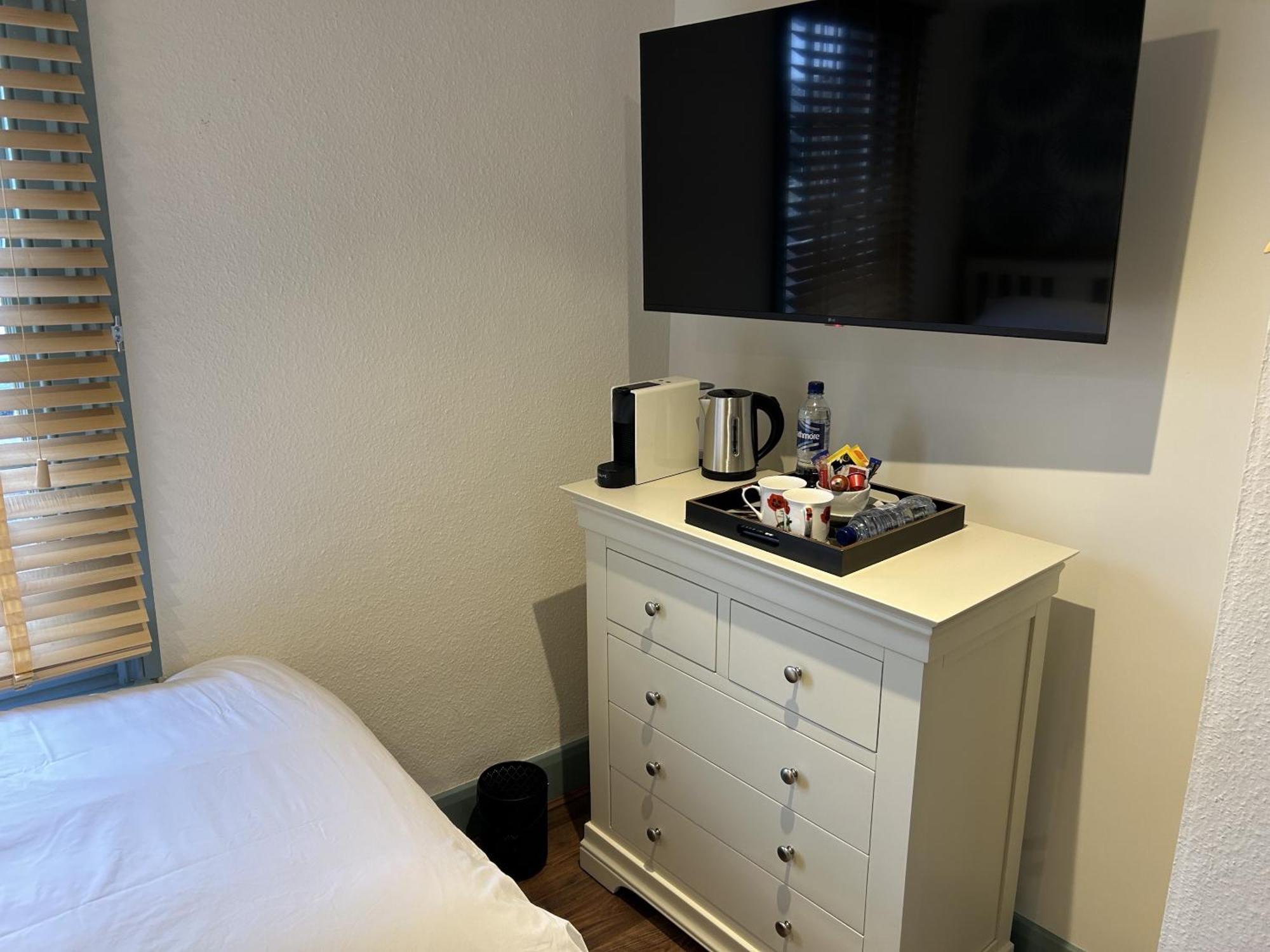 The Ship Hotell Chelmsford Eksteriør bilde